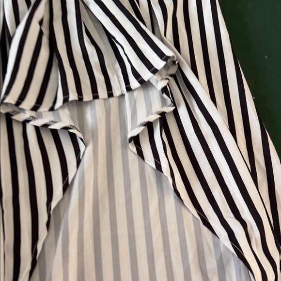 Striped Black and White Women's Cape - Picture 4 of 9